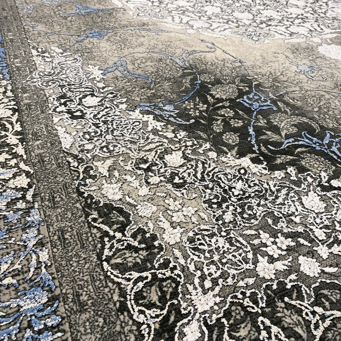 ブラウアー ラウフ 170x240cm