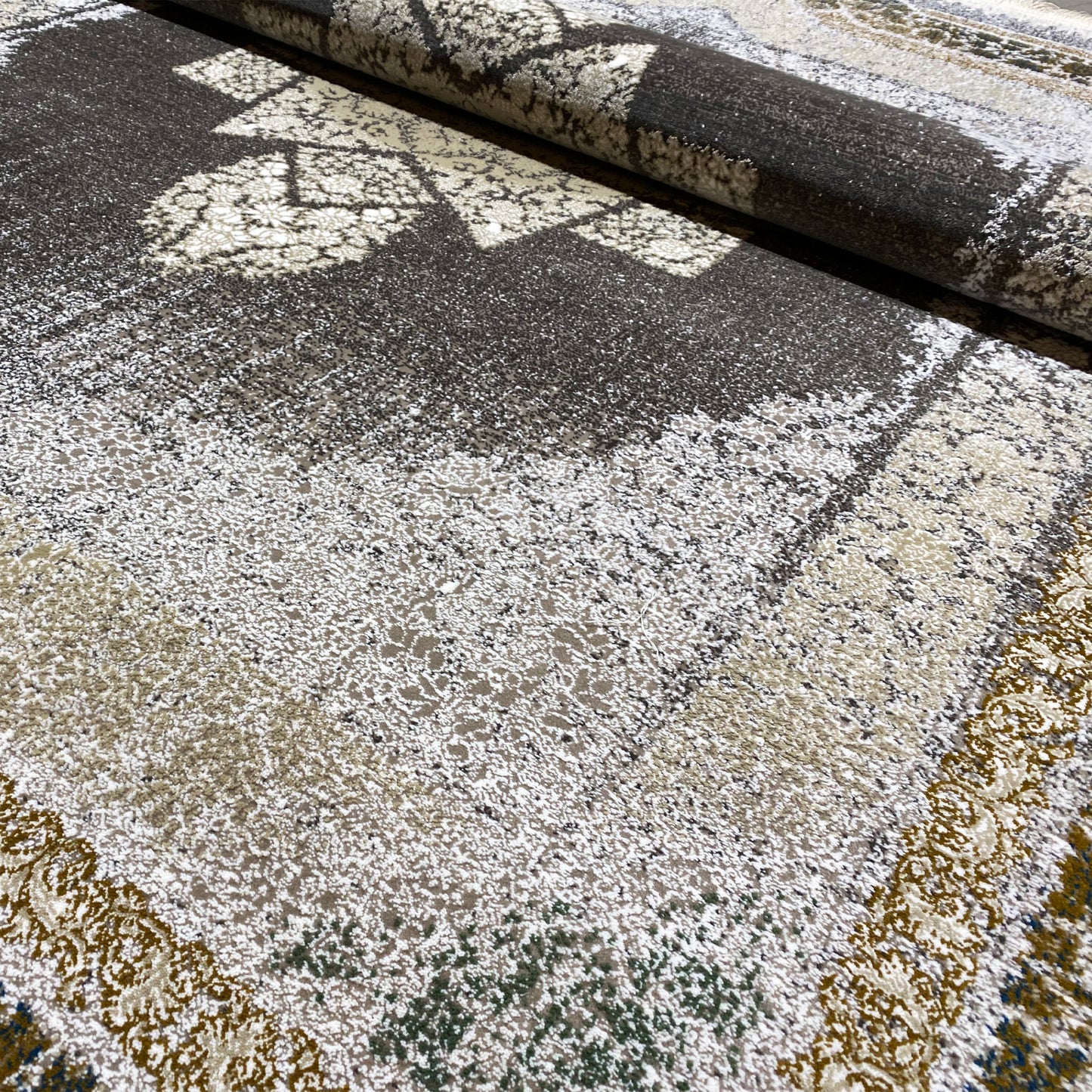 クリーム カーペット 170x240cm