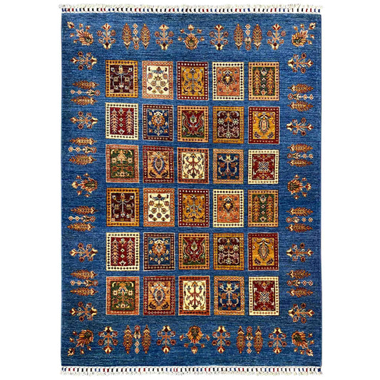 Khorjin Teppich - Azurblaues Paneeldesign, Komplizierte Motive, 208x153 cm - German Carpet Shop