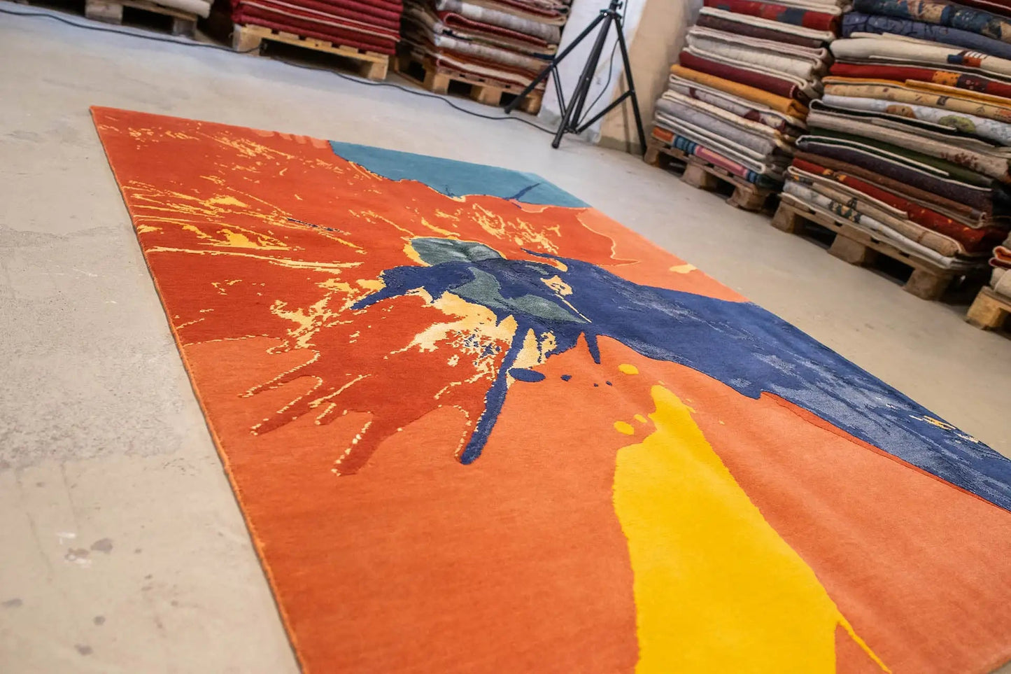 Designer Rug by Pascal Walter - Splash (209x152 cm) - German Carpet Shop