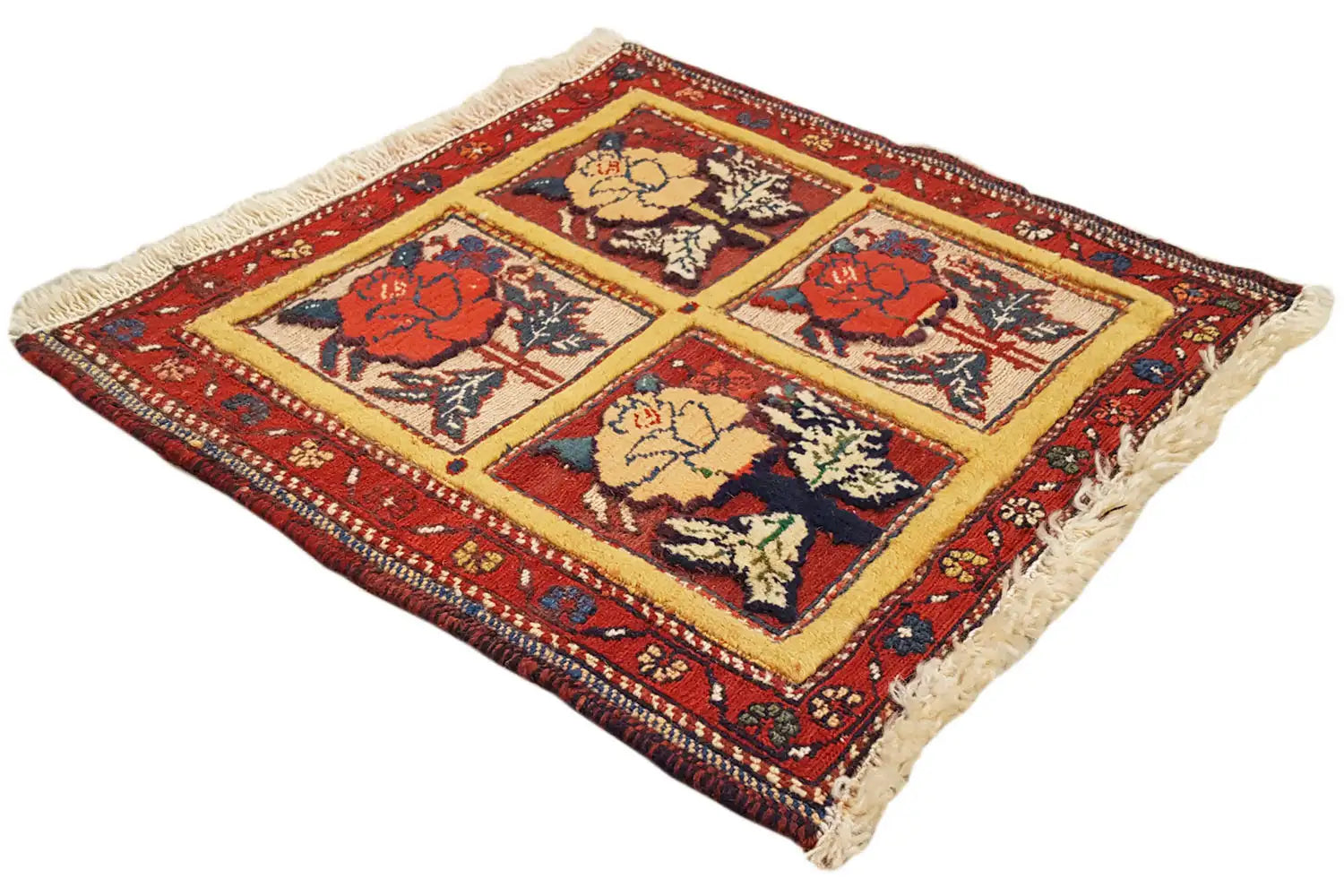Qashqai Exklusiv (48x42cm) - German Carpet Shop