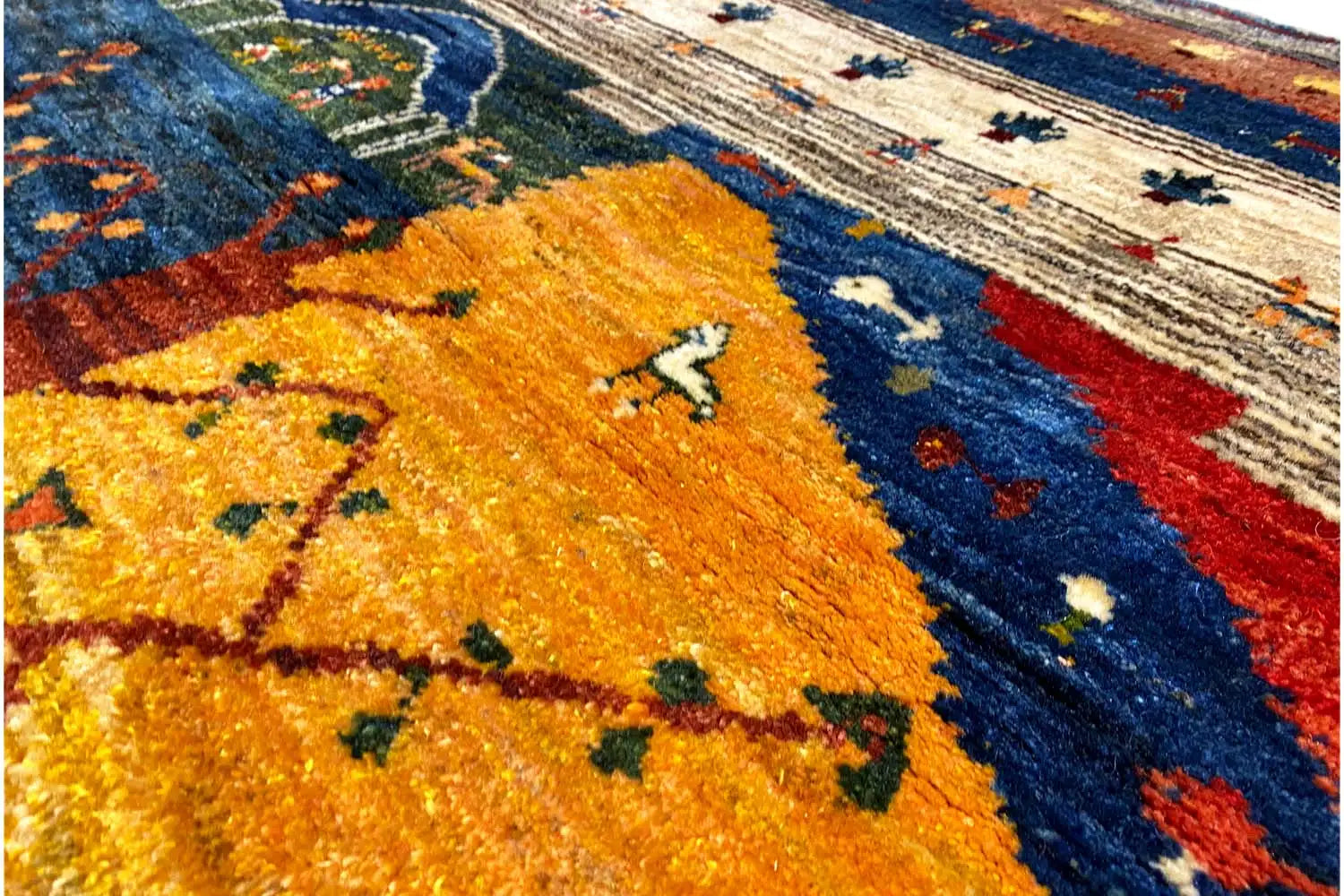 Gabbeh Lori (108x101cm) - German Carpet Shop