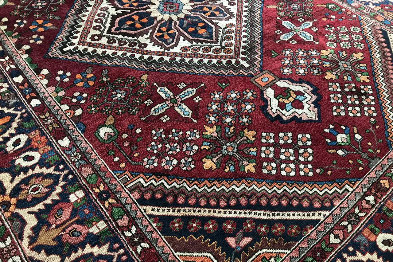 Bakhtiari - (310x210cm) - German Carpet Shop