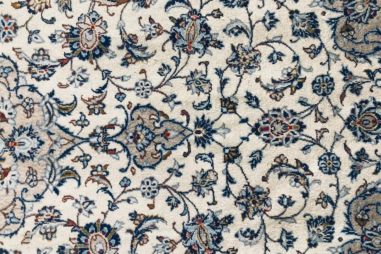 Keshan - Beige (349x242 cm) - German Carpet Shop