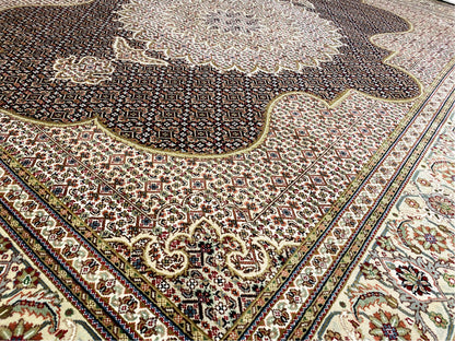 インドタブリーズカーペット - 303x247cm