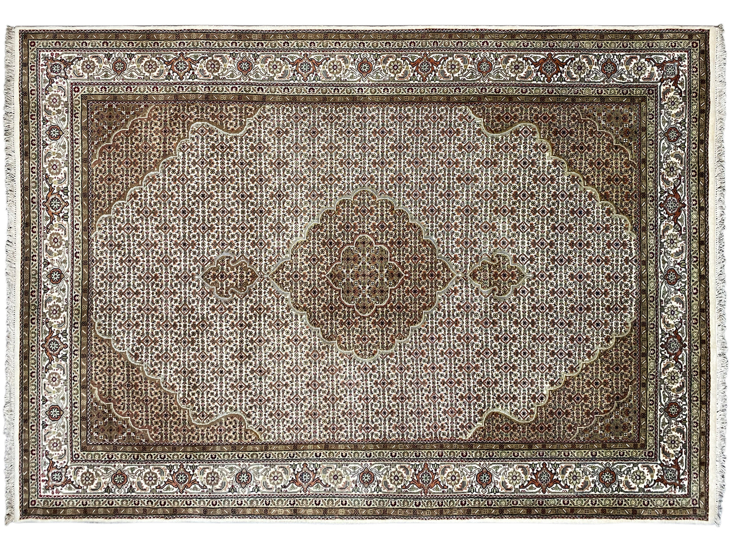 インド タブリーズ カーペット (296x196 cm)