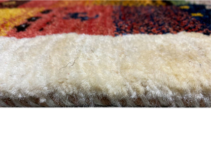 Gabbeh Luri-Teppich 145x105 cm Nahaufnahme der hellen Florkante mit Fransen