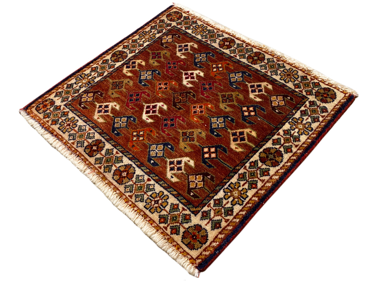 Poshtiラグ 60x55 cm フラットタイプ、赤茶、青、クリーム色の幾何学模様