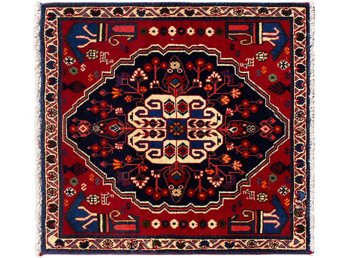 赤と濃紺のラグ、大きな中央模様、正方形、68x64 cm