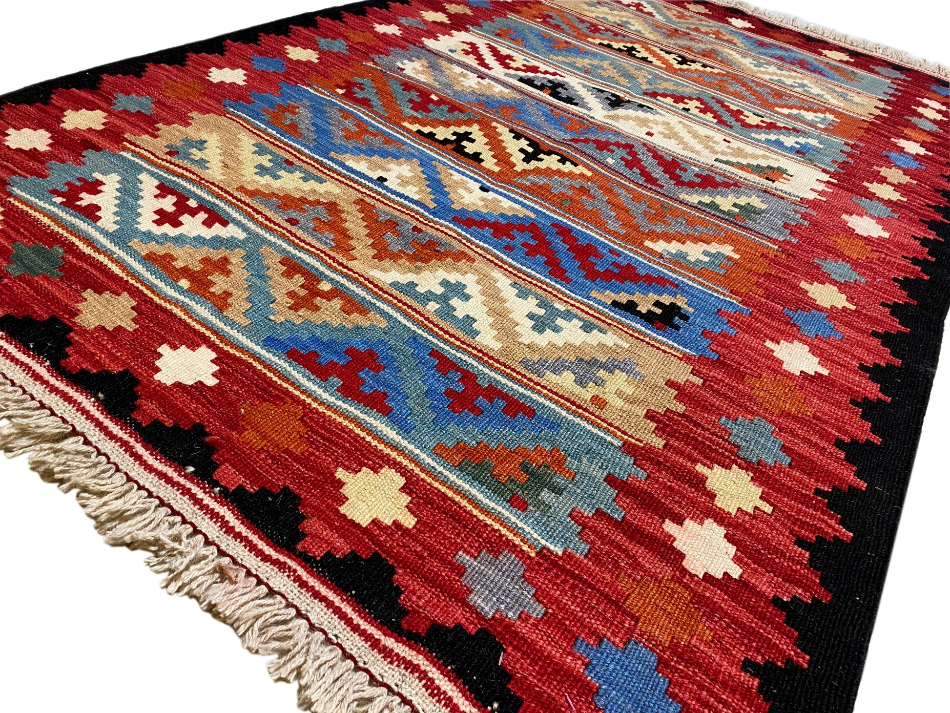 Traditioneller Qashqai Kelim Teppich Naturfaser rot für Wohnzimmer oder Flur