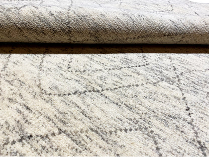 Naturwollteppich im Berber Stil mit dezentem Ethno-Muster